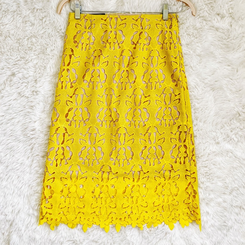 Banana Republic. Lemon yellow midi skirt. 0. - Picture 2 of 3
